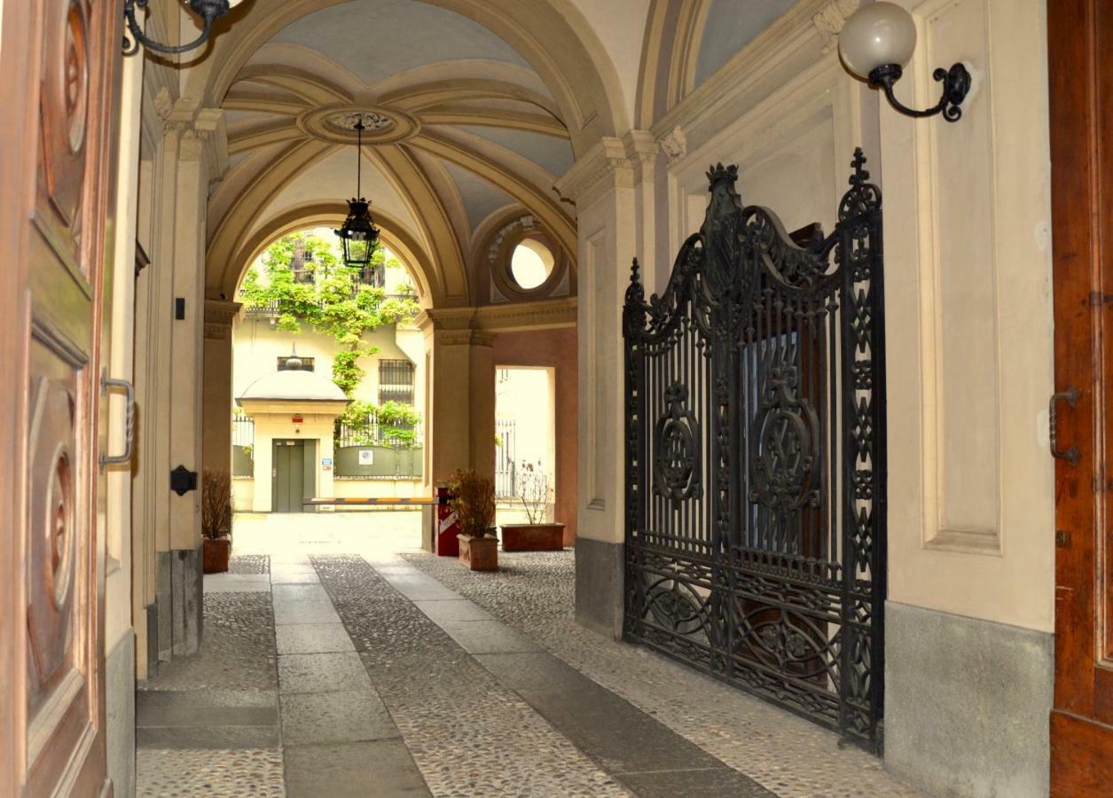 18 Alfieri Apartment Turin Bagian luar foto